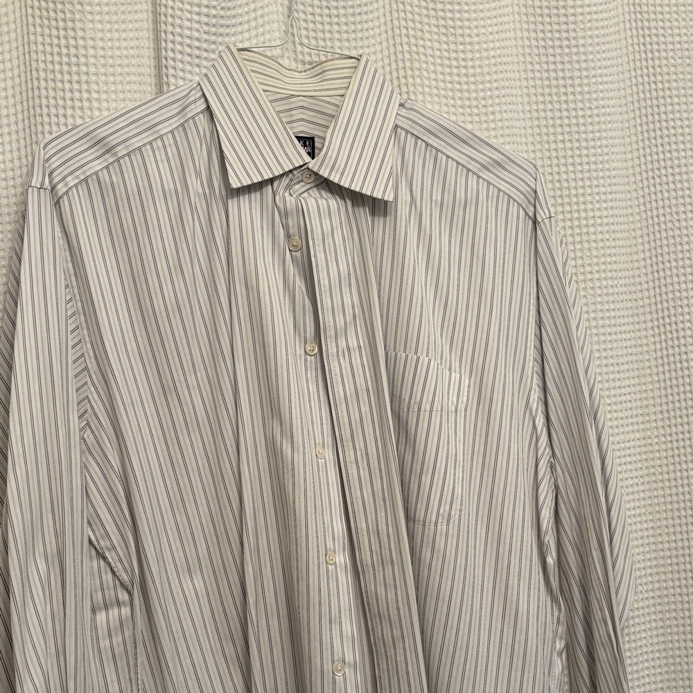 Ike Behar Men's Classic Striped Shirt in Gray and White